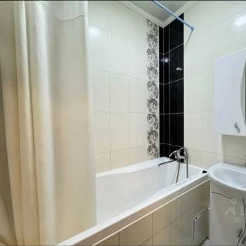 Сдается 2-х комнатная квартира, 64 м²