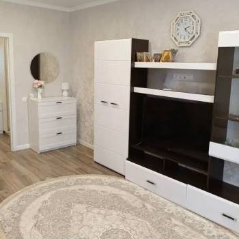 Сдается 1-комнатная квартира, 41,8 м²