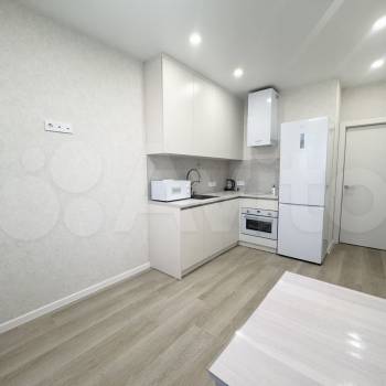 Продается 1-комнатная квартира, 43,1 м²