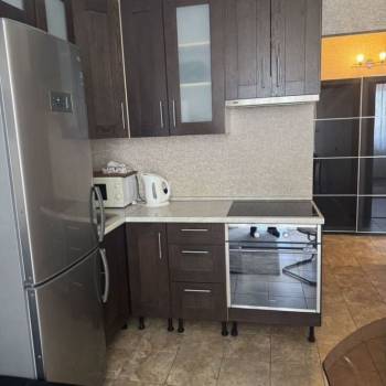 Продается 1-комнатная квартира, 41 м²