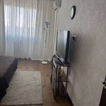 Продается 1-комнатная квартира, 41 м²