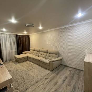 Сдается Многокомнатная квартира, 65 м²