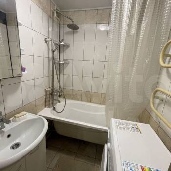 Сдается Многокомнатная квартира, 65 м²