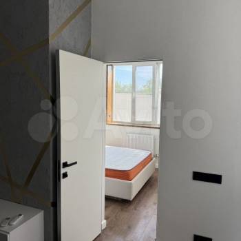 Сдается 1-комнатная квартира, 37 м²