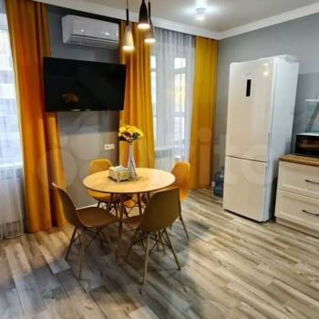 Сдается 1-комнатная квартира, 40 м²