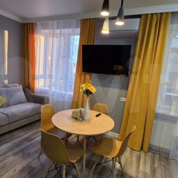 Сдается 1-комнатная квартира, 40 м²