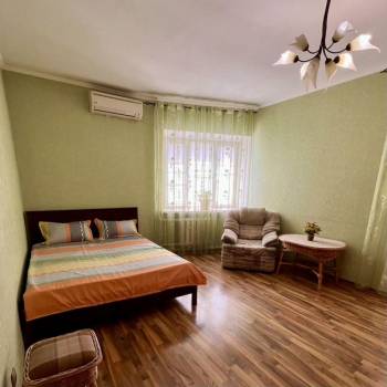 Сдается 1-комнатная квартира, 52 м²