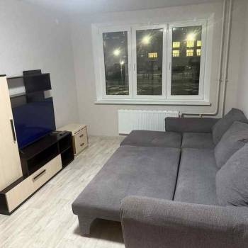 Сдается 1-комнатная квартира, 40 м²