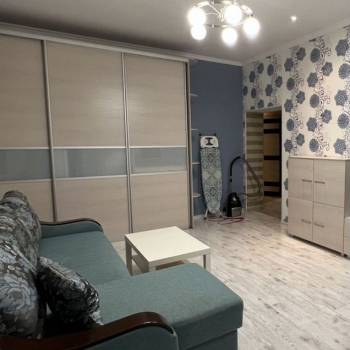 Сдается 1-комнатная квартира, 50 м²