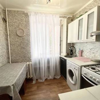 Сдается 1-комнатная квартира, 35 м²