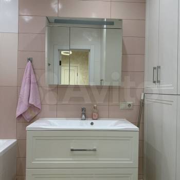 Продается 1-комнатная квартира, 43,7 м²