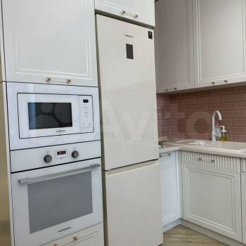Продается 1-комнатная квартира, 43,7 м²