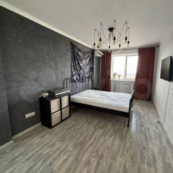 Сдается 1-комнатная квартира, 39 м²