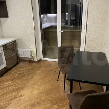 Сдается 1-комнатная квартира, 42 м²