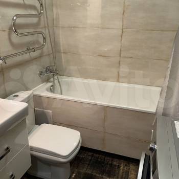 Сдается 1-комнатная квартира, 42 м²