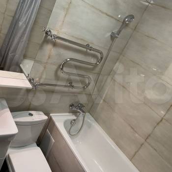 Сдается 1-комнатная квартира, 42 м²