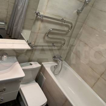 Сдается 1-комнатная квартира, 42 м²