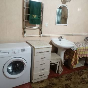 Сдается Многокомнатная квартира, 80 м²