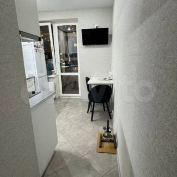 Продается 1-комнатная квартира, 35 м²