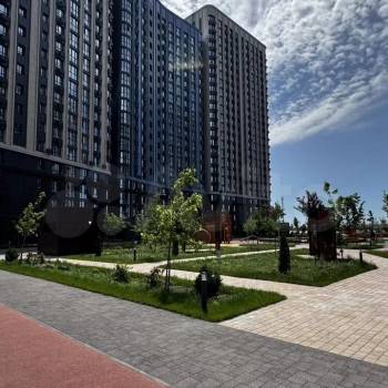 Сдается 1-комнатная квартира, 42 м²