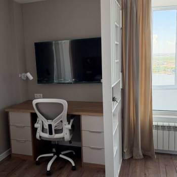 Сдается 1-комнатная квартира, 66 м²
