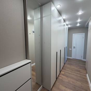 Сдается 1-комнатная квартира, 66 м²