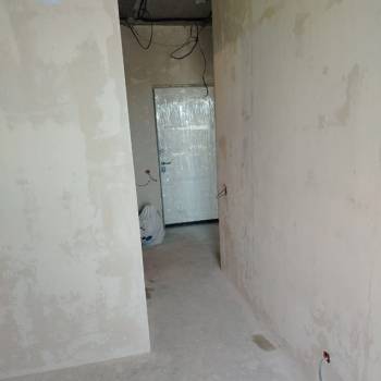 Продается 1-комнатная квартира, 37 м²