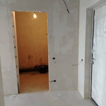 Продается 1-комнатная квартира, 37 м²