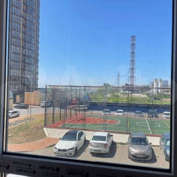 Продается 1-комнатная квартира, 39 м²