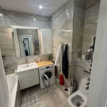 Продается 1-комнатная квартира, 43,6 м²