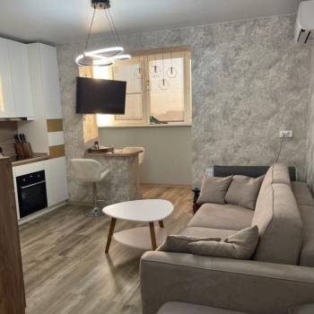 Продается 1-комнатная квартира, 27 м²