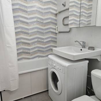 Сдается 1-комнатная квартира, 43 м²