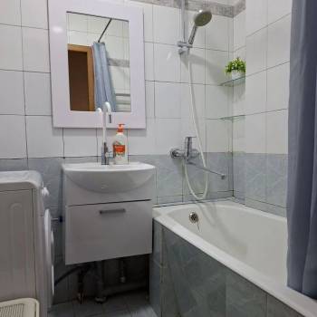 Сдается Многокомнатная квартира, 63 м²