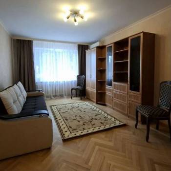 Сдается Многокомнатная квартира, 63 м²