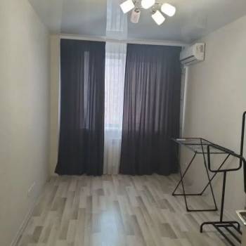 Продается 1-комнатная квартира, 37,6 м²