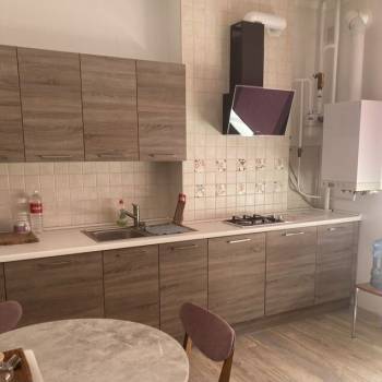 Сдается 2-х комнатная квартира, 75 м²