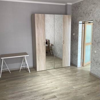 Сдается 2-х комнатная квартира, 75 м²