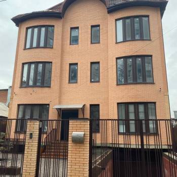 Сдается 2-х комнатная квартира, 75 м²