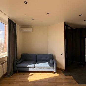 Сдается 1-комнатная квартира, 40 м²