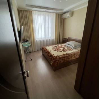 Продается 2-х комнатная квартира, 56 м²