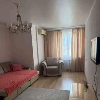 Сдается 1-комнатная квартира, 41 м²
