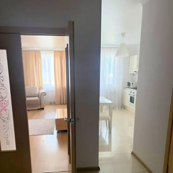 Сдается 1-комнатная квартира, 41 м²