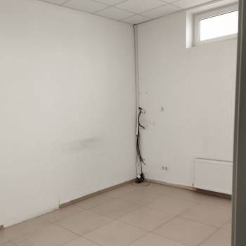 Сдается Нежилое помещение, 120 м²
