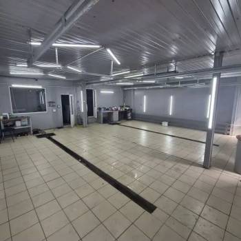 Сдается Нежилое помещение, 700 м²