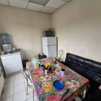 Сдается Нежилое помещение, 700 м²