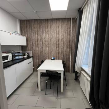 Сдается Нежилое помещение, 120 м²