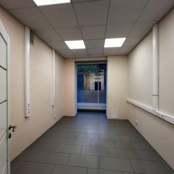 Сдается Нежилое помещение, 120 м²