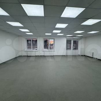 Сдается Нежилое помещение, 180,7 м²