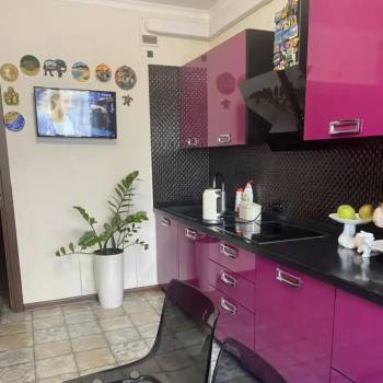 Сдается 1-комнатная квартира, 42 м²