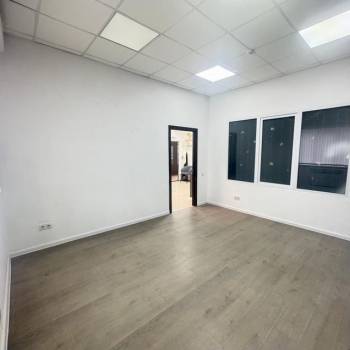 Сдается Нежилое помещение, 17 м²